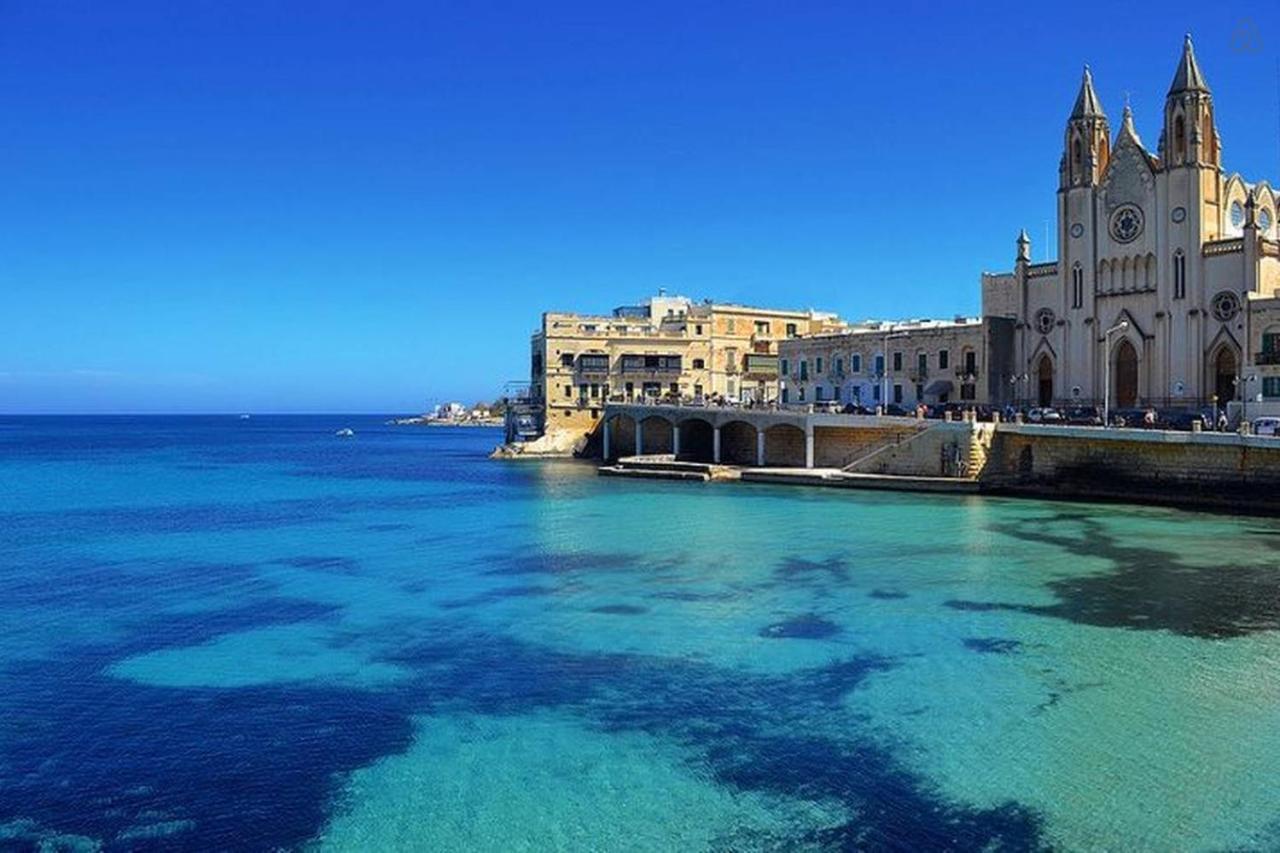 Seafront Luxury Apartment With Pool Sliema Dış mekan fotoğraf