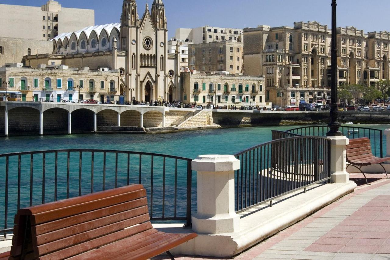 Seafront Luxury Apartment With Pool Sliema Dış mekan fotoğraf