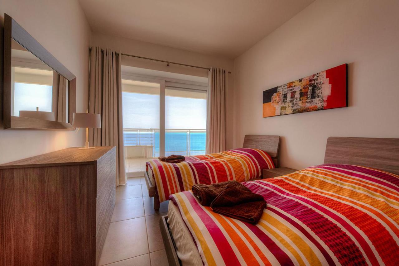 Seafront Luxury Apartment With Pool Sliema Dış mekan fotoğraf