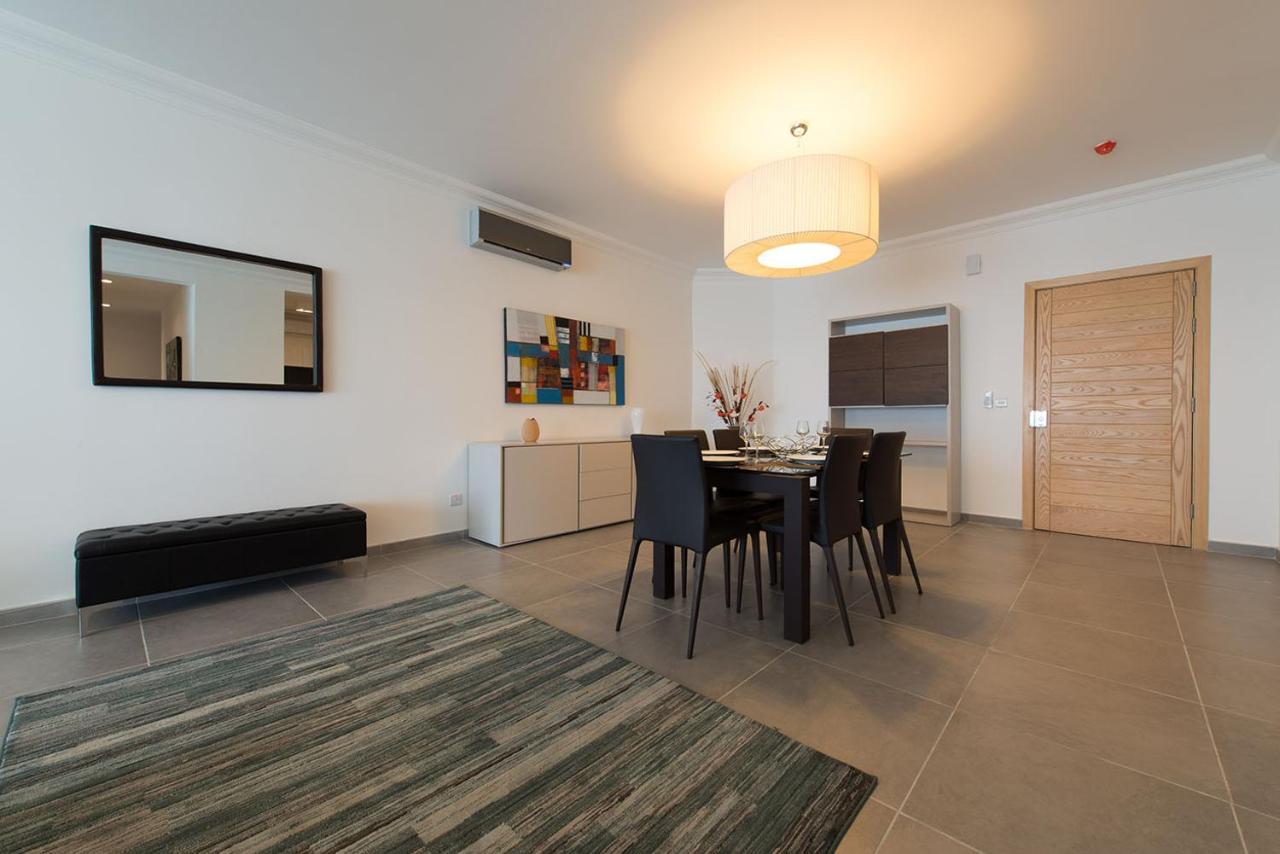 Seafront Luxury Apartment With Pool Sliema Dış mekan fotoğraf